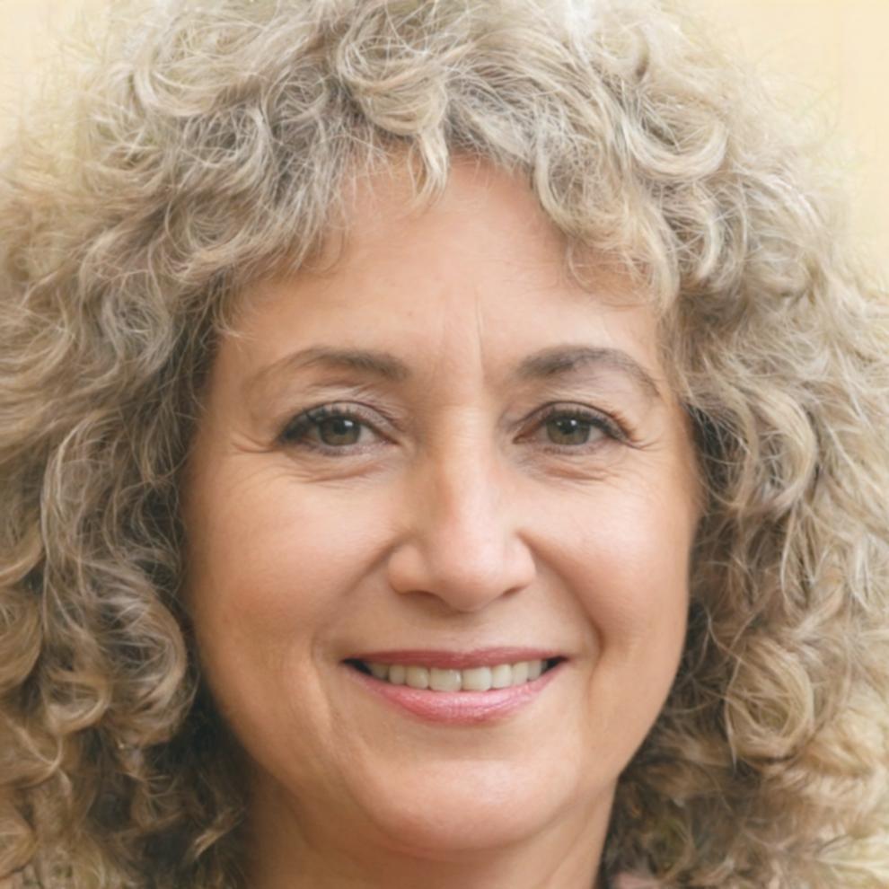 Tamsin Quigley, Lead Instructor at soliqentavira